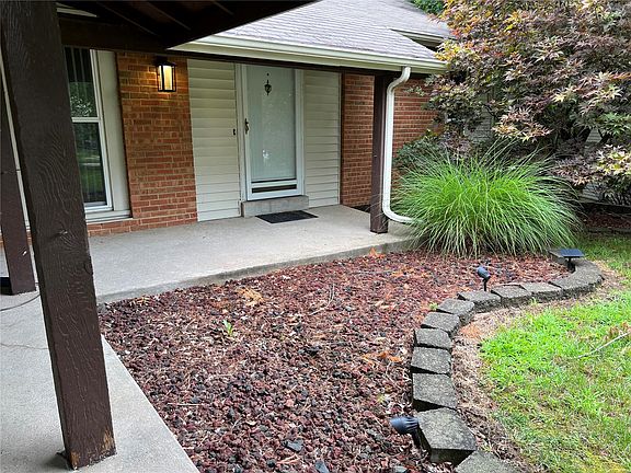 3rd image of 2041 Nettlewood Ct