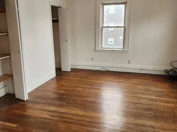 49-49R Everett St, East Boston, MA 02128