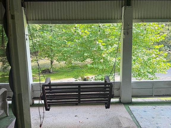 3rd image of 153 Sportsman Rd