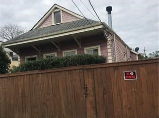728 Peniston St, New Orleans, LA 70115