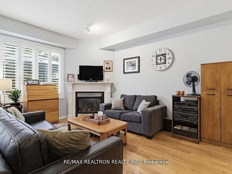 81 Valridge Dr #35 — Photo 9