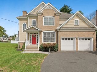 511 Westfield Rd, Scotch Plains, NJ 07076