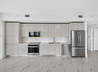 2000 Metropica Way #1910, Fort Lauderdale, FL 33323