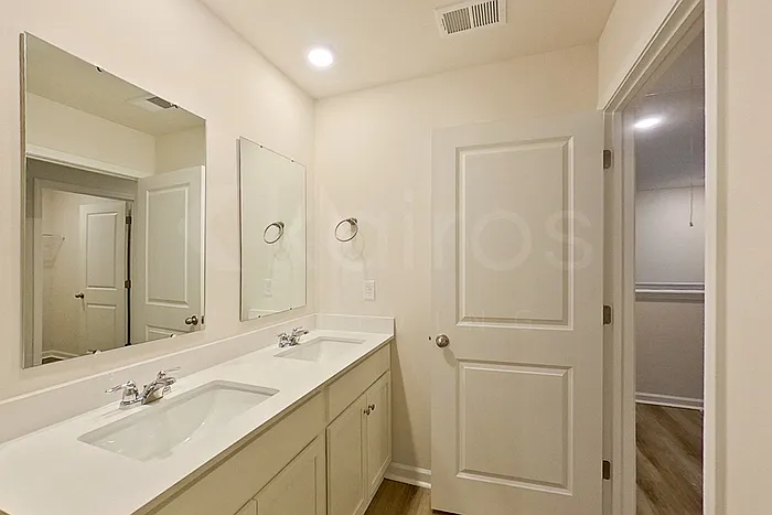 121 Overstreet Way — Photo 11