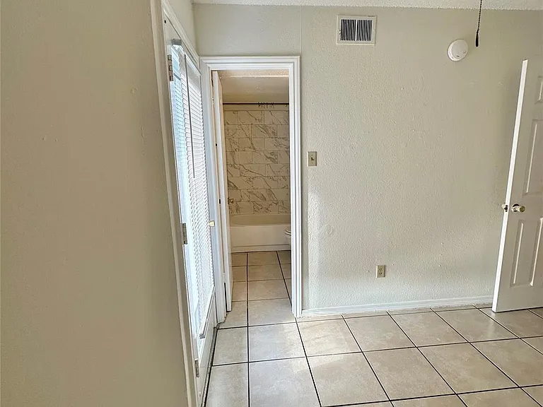 4322 Gillis St #206 — Photo 21