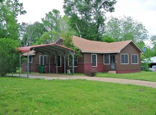 323 Ragland St, Palestine, TX 75803