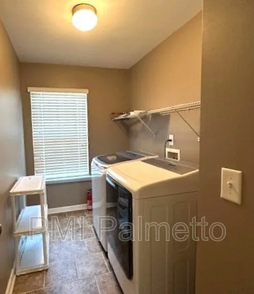 414 Hawkeye Ct — Photo 21