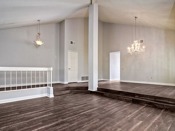 5th image of 1864 Jardine Ct
