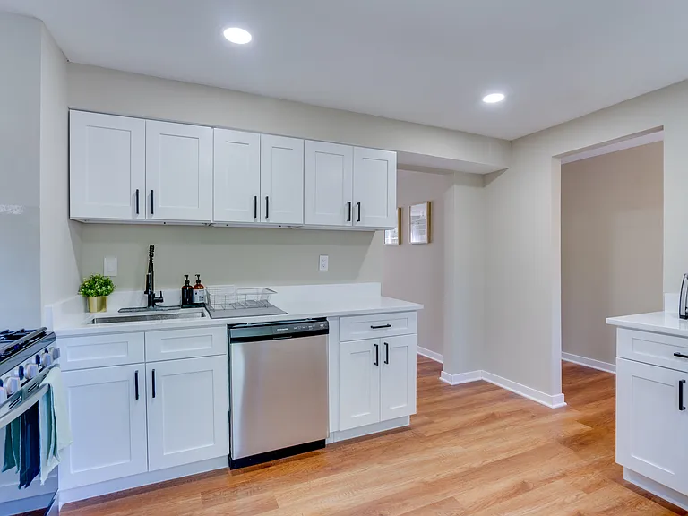 8063 Saint Annes Ct #3 — Photo 15