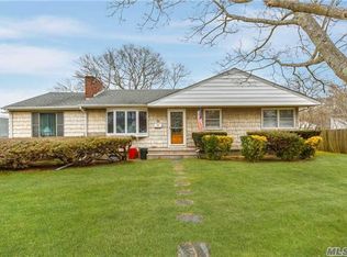21 Wilstan Ave, Patchogue, NY 11772