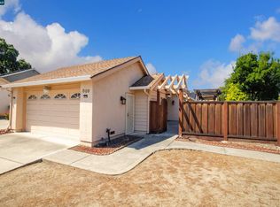 899 Malibu Dr, Concord, CA 94518