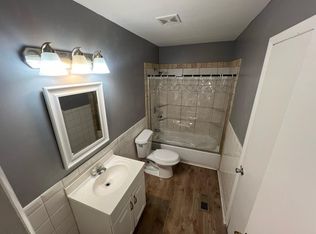 514 Skyway Dr, Warner Robins, GA 31088