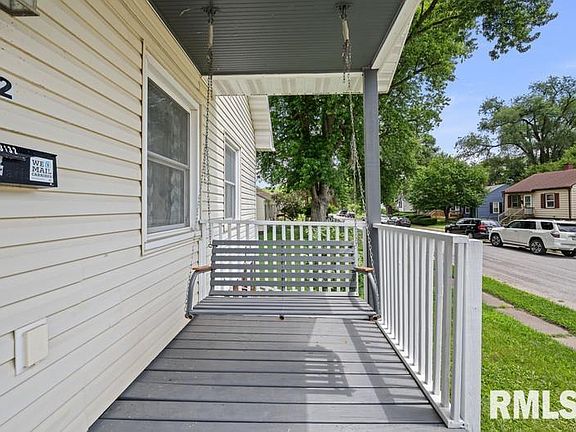 4th image of 3132 Orchard Ave