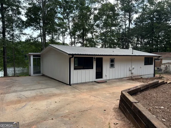 111 Dogwood Cir, Jackson, GA 30233
