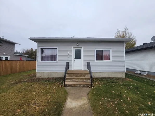 5006 Telegraph Street, Macklin, SK S0L 2C0