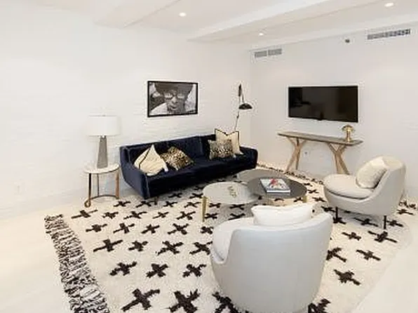 43 W 27th St, New York, NY 10001