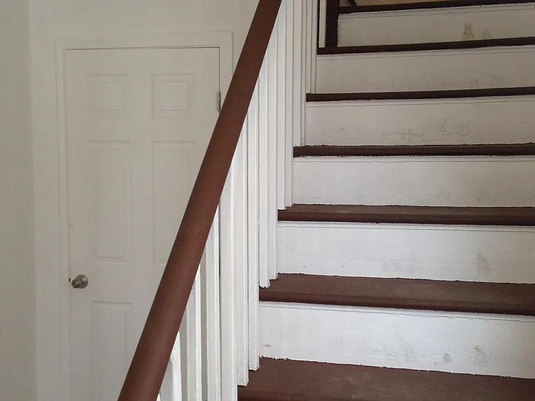 713 Dinwiddie St #B — Photo 8