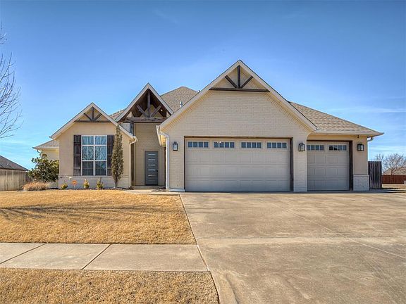 2nd image of 4205 Bridge Wood Ln