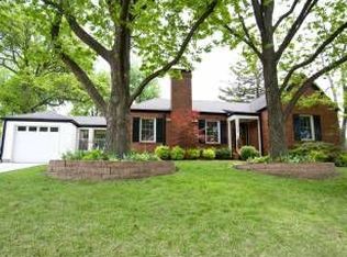 924 Regent Pl, Saint Louis, MO