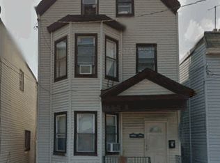 31 Foundry St, Newark, NJ 07105
