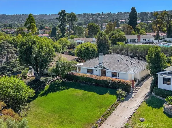 10 Palos Verdes Ln, Rolling Hills, CA 90274