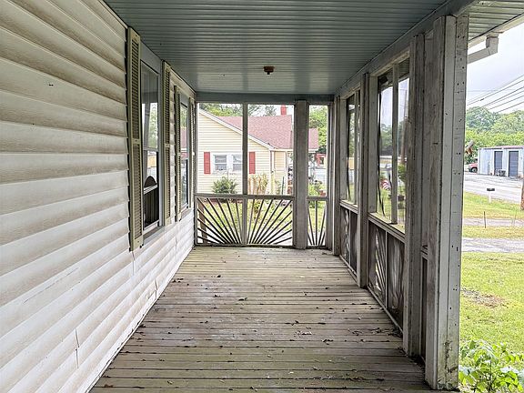 5th image of 64 E Main St