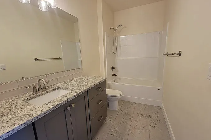 W 34th Pl — Photo 7