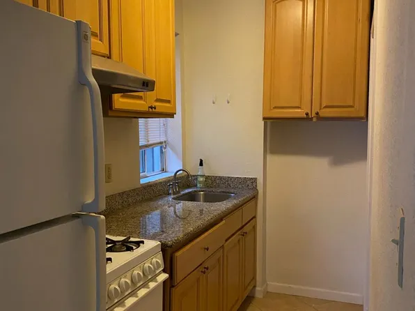324 Cabrillo St, San Francisco, CA 94118