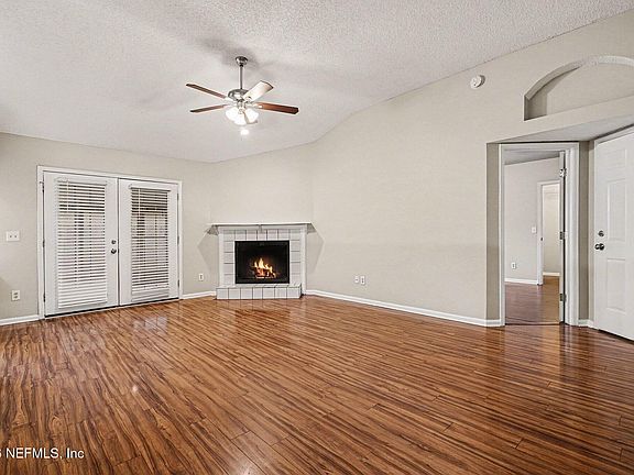 3rd image of 7883 GEORGIA JACK Drive N