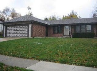 250 Winston Ln, Bloomingdale, IL 60108