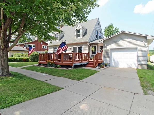910 Willow St, Plain, WI 53577