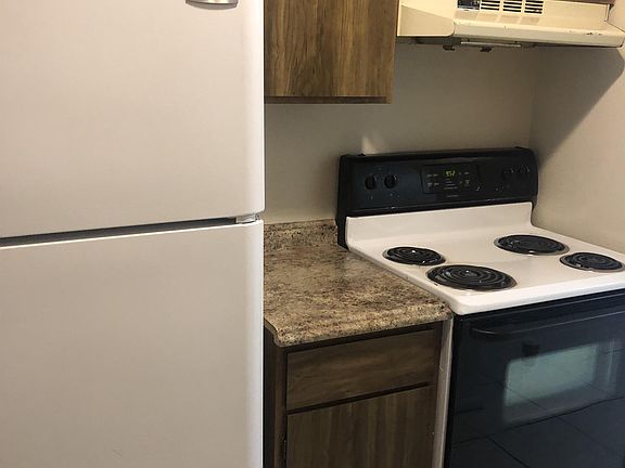 4th image of 110 Hidden Acres Dr APT D