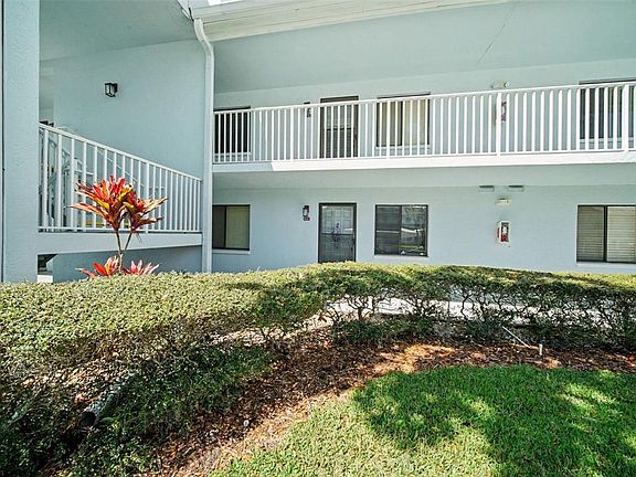 3rd image of 303 Martha Ln #303