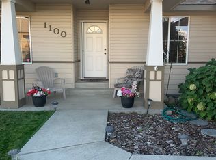1100 Eagle Nest Dr, Granger, WA 98932
