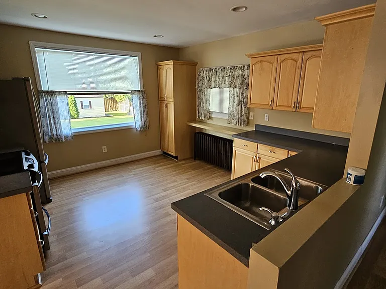 509 Hawthorne Rd — Photo 12