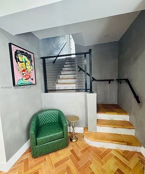 905 SW 13th Ct #905 — Photo 6