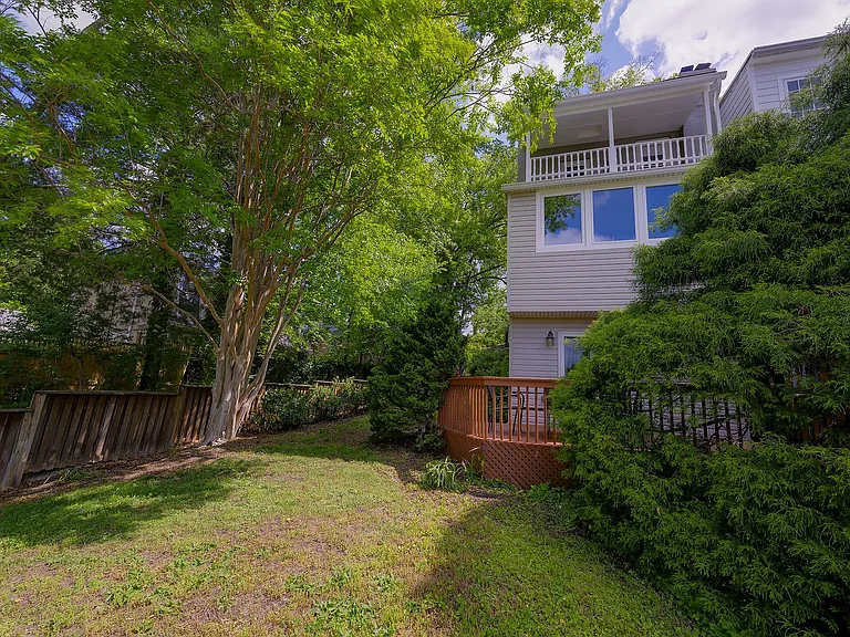 5188 Fulton St NW — Photo 41
