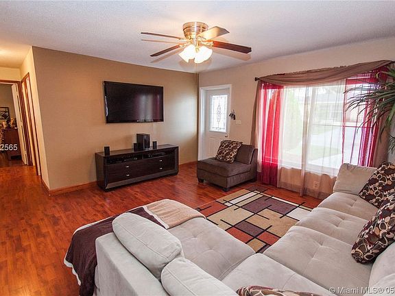 5th image of 4911 NW 58th St