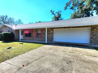 915 N 72nd Ave, Pensacola, FL 32506