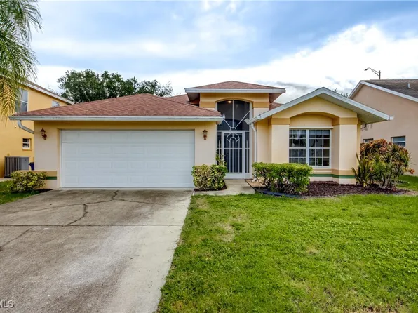 17781 Castle Harbor Dr, Fort Myers, FL 33967