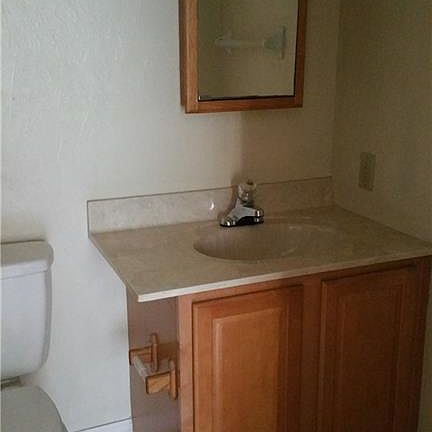 5th image of 1023 SE 11th St #A-b