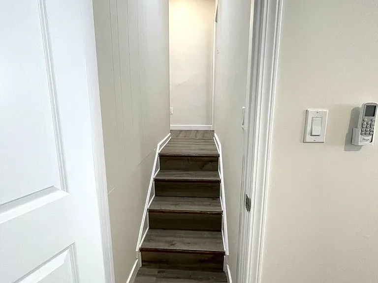 202-208 W. Mariposa — Photo 14