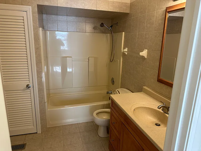 221 Chestnut St #221A — Photo 12