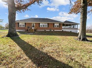 13906 Kennedy Rd, Greenwood, MO 64034