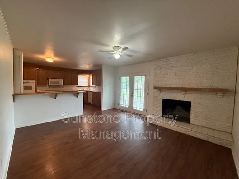 8281 E 33rd Pl — Photo 6