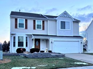 459 Waterbury Ct, Belleville, MI 48111