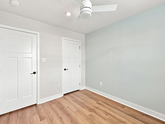 2nd image of 523 E Union St