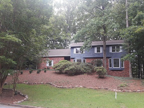 2nd image of 1725 Branch Valley Dr