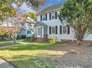 254 Prospect St, Farmingdale, NY 11735