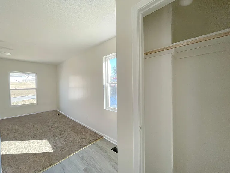 1415 La Chateau Dr — Photo 8